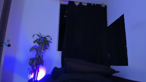 thadeo_king online show from June 29, 2026, 12:28 am