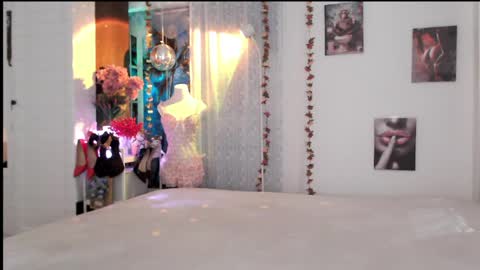 Snapshot of thaidream25 chatting on May 23, 2026, 3:23 am Ana online show from May 23, 2026, 3:23 am