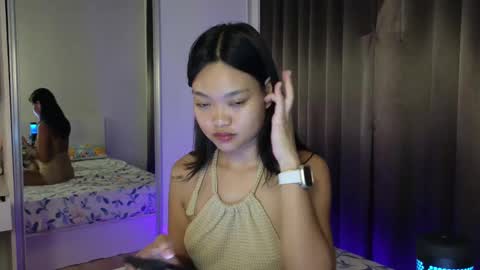 AbbieThai  online show from February 19, 2025, 1:17 pm