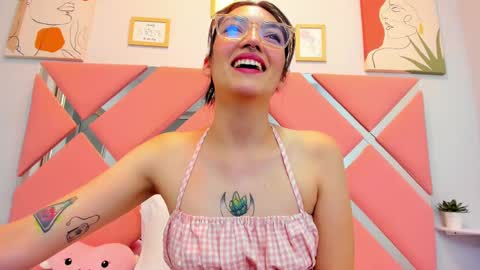 Thaily online show from March 5, 2025, 7:38 pm