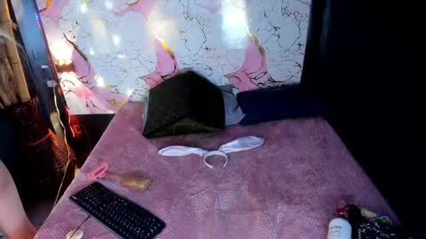       online show from June 6, 2026, 1:21 am
