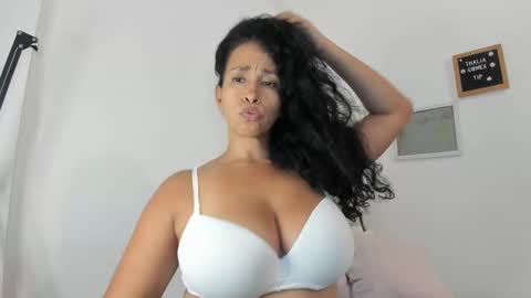 Thalia Gomex online show from September 18, 2025, 8:44 pm