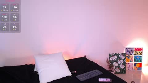 Snapshot of thalia_066 chatting on April 7, 2026, 1:44 pm thalia online show from April 7, 2026, 1:44 pm