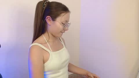 Snapshot of thalia_anderson chatting on September 14, 2025, 2:54 am  Thalia Anderson  online show from September 14, 2025, 2:54 am