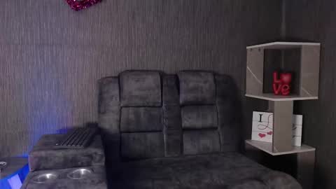 Snapshot of thalia_anderson chatting on February 9, 2026, 11:31 pm Thalia Anderson online show from February 9, 2026, 11:31 pm