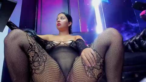 Snapshot of thaliaa_bdsm chatting on September 30, 2025, 4:12 pm Thalia  online show from September 30, 2025, 4:12 pm