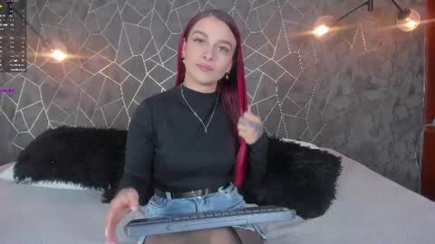 Snapshot of thalira_angels chatting on July 11, 2026, 2:53 pm THALIRA ANGELS online show from July 11, 2026, 2:53 pm
