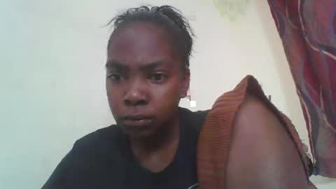 thalyra online show from April 21, 2026, 2:51 am