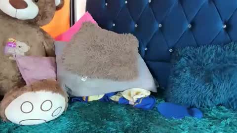 Snapshot of thamara__1023 chatting on January 11, 2026, 6:24 pm thania sometimes in the company of Alan and Maria online show from January 11, 2026, 6:24 pm