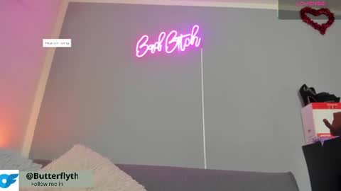 thamara_cooper_ online show from July 23, 2026, 10:51 pm