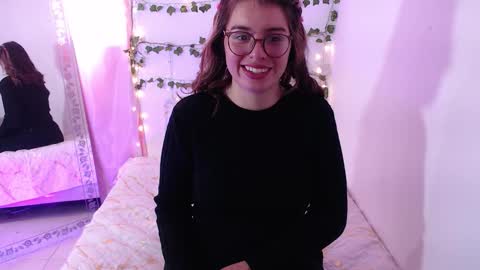 Snapshot of thamarajane1 chatting on October 3, 2025, 6:38 pm online show from October 3, 2025, 6:38 pm