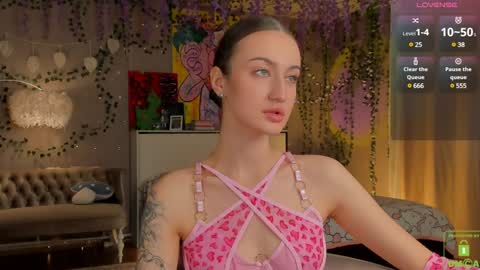 Your Eva online show from December 18, 2024, 7:36 am