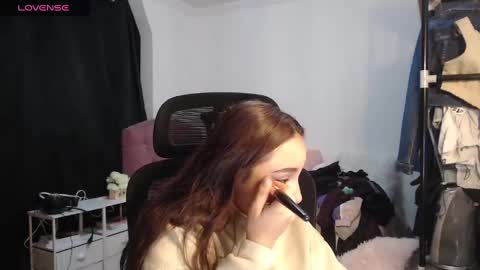 Snapshot of thatgirl2003 chatting on October 9, 2025, 11:41 am   online show from October 9, 2025, 11:41 am
