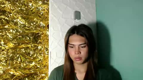 Julia online show from September 11, 2025, 1:17 am
