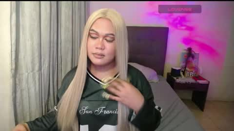 NOEY online show from February 22, 2025, 1:02 pm