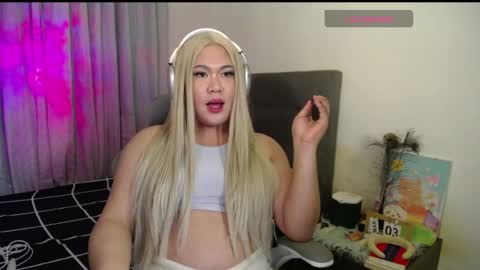 NOEY online show from March 3, 2025, 6:44 pm