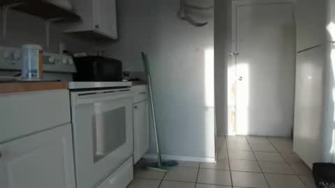 That guy  follow on X online show from April 21, 2026, 1:18 am