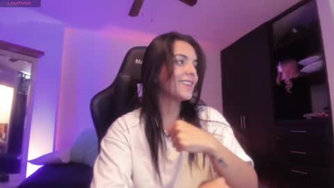 Paola online show from March 4, 2025, 3:37 pm