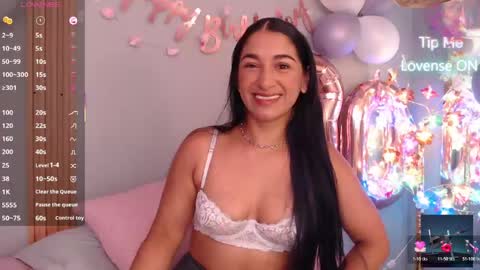 THAYSSA ROSS online show from April 27, 2026, 3:43 pm
