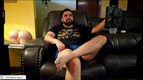 the_alpha_dog_xxx online show from May 7, 2026, 5:51 pm