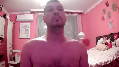 the_bee16 online show from July 16, 2026, 10:54 am