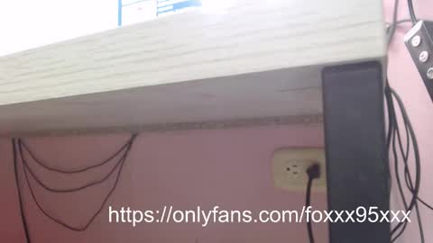 the girl of your dreams online show from November 26, 2025, 9:38 pm
