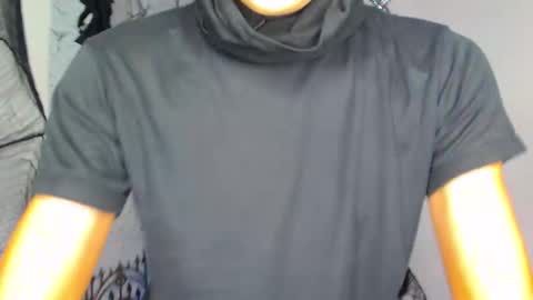 Snapshot of the_crack71 chatting on October 6, 2025, 12:57 pm Sean OPry online show from October 6, 2025, 12:57 pm