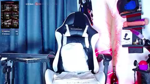 the dog lian online show from November 22, 2025, 1:54 pm