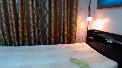 Snapshot of the_girl_nxt_door chatting on November 16, 2025, 4:29 am samm online show from November 16, 2025, 4:29 am