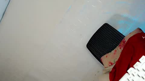the_horny_bella online show from May 8, 2026, 11:59 am