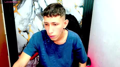 the_latin_boy02 online show from February 1, 2026, 2:43 am