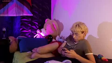 Matt independent model  online show from March 4, 2025, 1:01 am