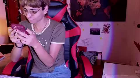 Matt independent model  online show from March 11, 2025, 3:16 am