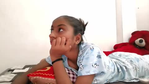 Snapshot of the_right_girl chatting on September 24, 2025, 4:49 am Suzan Sexy online show from September 24, 2025, 4:49 am