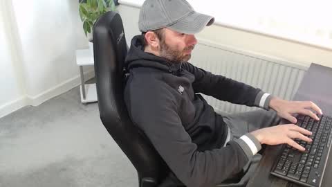 the_sensual_masturwait online show from October 25, 2025, 7:16 am