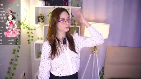 My name is Cynthia and Im very happy to see you in my sweet room  online show from July 23, 2026, 3:04 am