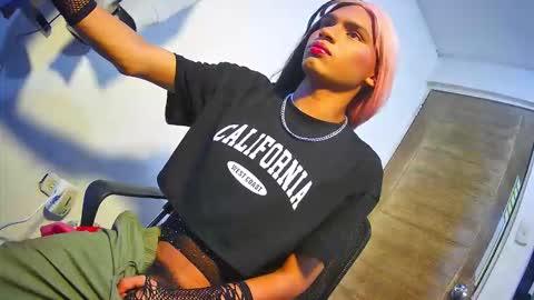 Sandra  3 online show from October 26, 2025, 3:45 am