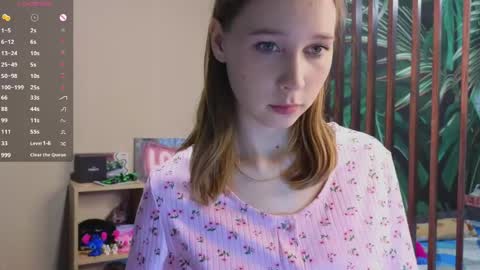 Vicky online show from April 25, 2026, 6:49 pm