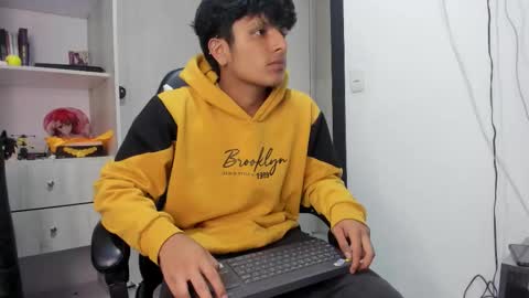 Danny online show from November 5, 2025, 11:49 pm