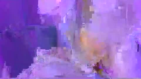 Snapshot of the_zy79 chatting on April 7, 2026, 1:39 am the_zy79 online show from April 7, 2026, 1:39 am