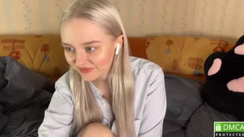 Snapshot of thealiceland chatting on June 29, 2026, 7:58 pm Alice online show from June 29, 2026, 7:58 pm