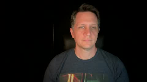 Snapshot of thebatandthecat10 chatting on June 16, 2026, 2:14 am ISABELLA or MATT online show from June 16, 2026, 2:14 am