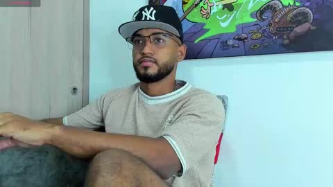 Snapshot of theblack_frank chatting on April 26, 2026, 11:52 am theblack_frank online show from April 26, 2026, 11:52 am