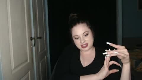 Snapshot of theblackdiamond194588 chatting on June 24, 2026, 6:40 pm raissa online show from June 24, 2026, 6:40 pm