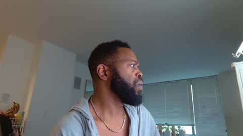 Snapshot of theblacklordmaster chatting on October 1, 2025, 12:11 pm theblacklordmaster online show from October 1, 2025, 12:11 pm