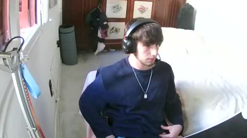 thebulgeboy online show from December 4, 2024, 2:37 pm