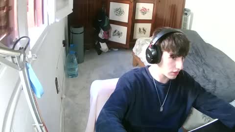 thebulgeboy online show from December 19, 2024, 3:08 pm