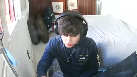 thebulgeboy online show from February 4, 2025, 2:10 pm