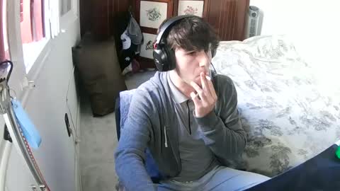 thebulgeboy online show from March 5, 2025, 2:12 pm