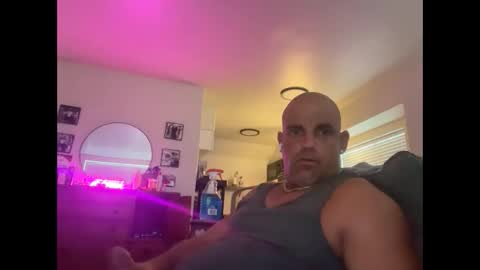 Snapshot of thebuzz777 chatting on September 24, 2025, 2:31 pm theBuzz777 online show from September 24, 2025, 2:31 pm